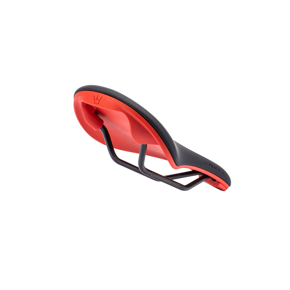 Peatys_Monarch_Saddle_CrMo_Red_Handle.png