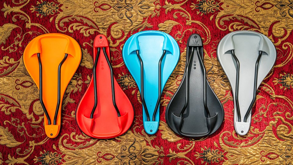 Monarch Saddle - Colours.jpg