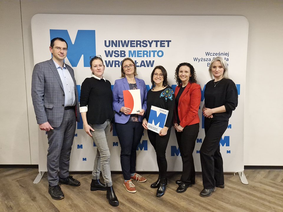 Na zdjęciu od lewej: dr Mateusz Rak, Magdalena Murzyn, dr Joanna Nogieć, Ewa Opach, dr Agnieszka Bera, Joanna Banasiak-Lach.