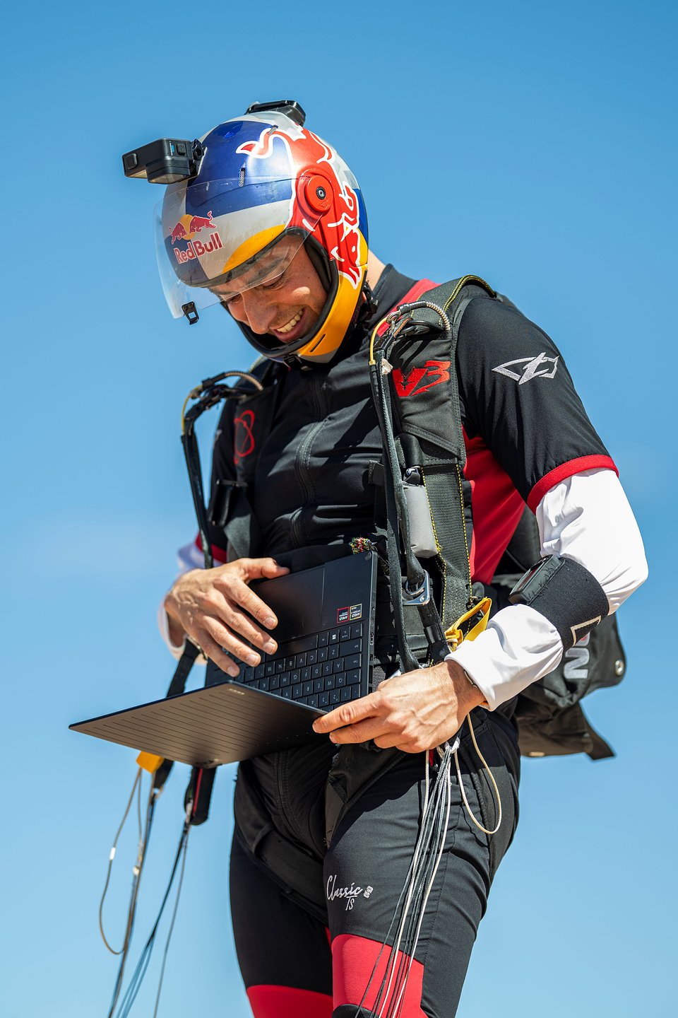 ASUS ProArt x Red Bull_PR photo_Dani Roman_2.jpg