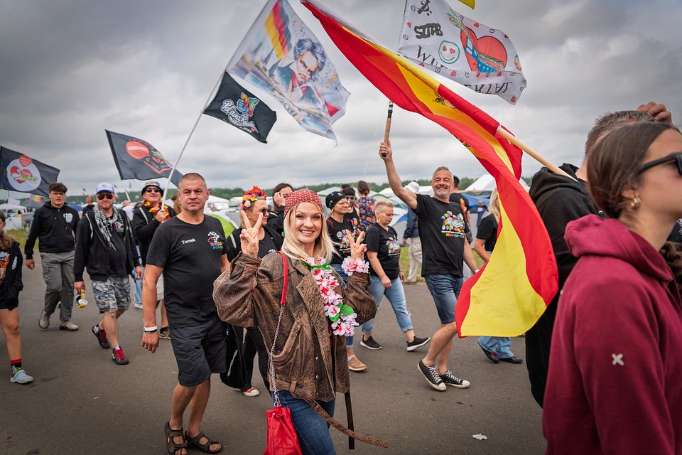 Międzynarodowa energia podczas marszu, fot. Piotr Krutul