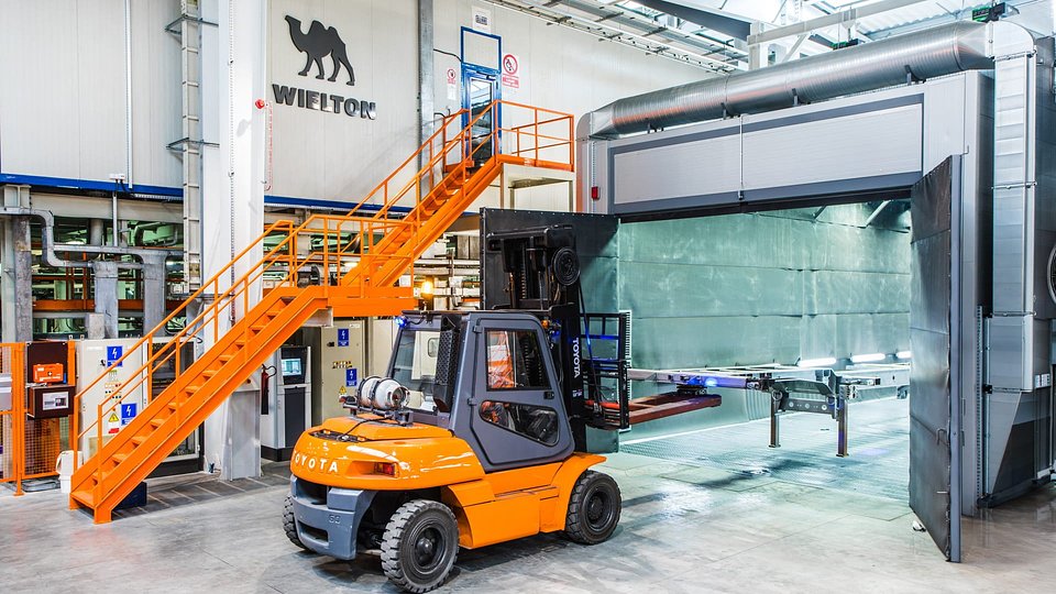 wielton_production_line_04.jpg