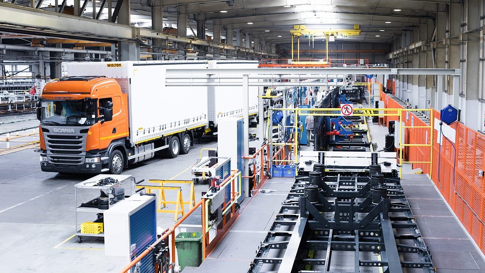 wielton_production_line_08.jpg