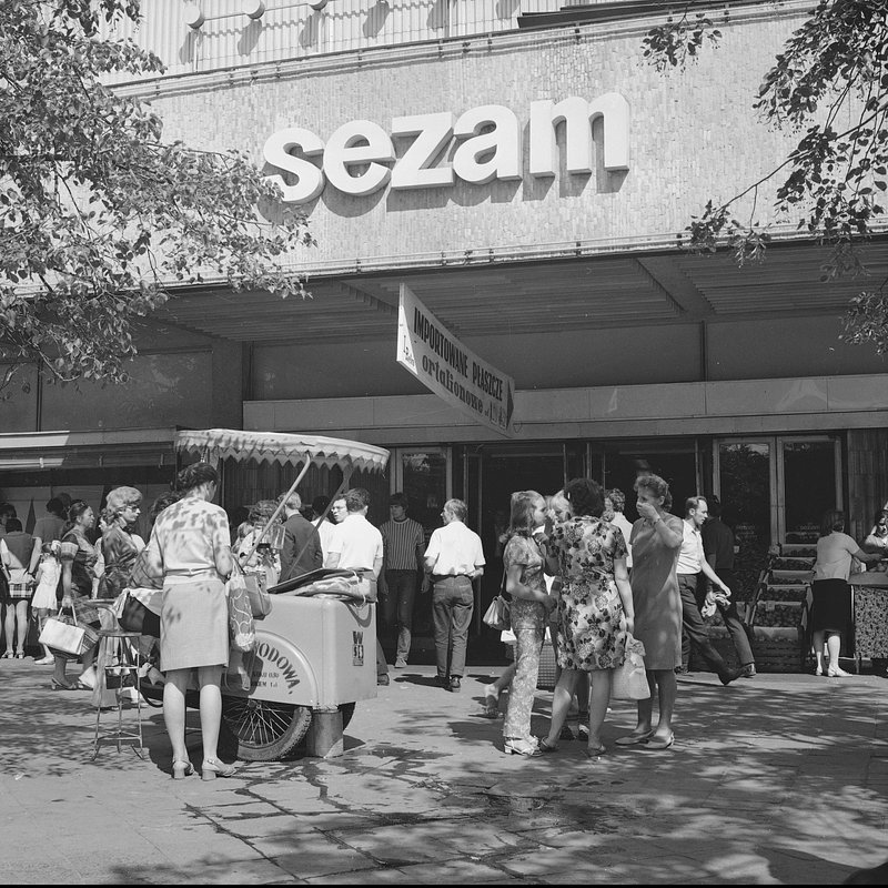 DH_Sezam_1971_rok_Z_zasobu_Narodowego_Archiwum_Cyfrowego_Autor_Grażyna_Rutowska.jpg