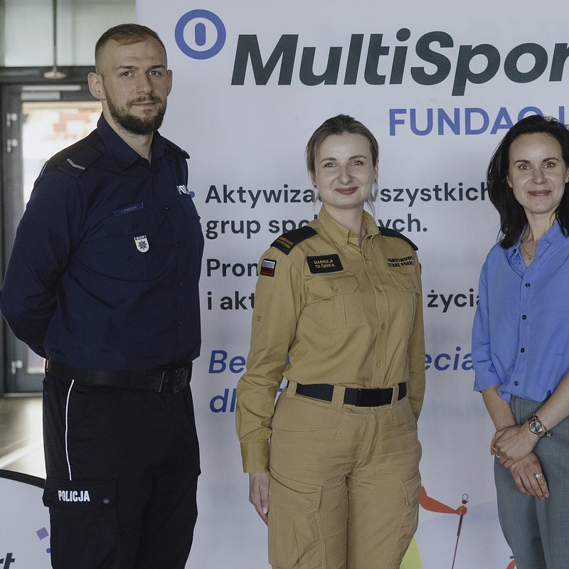 RS79481_szja_260526_081.jpg