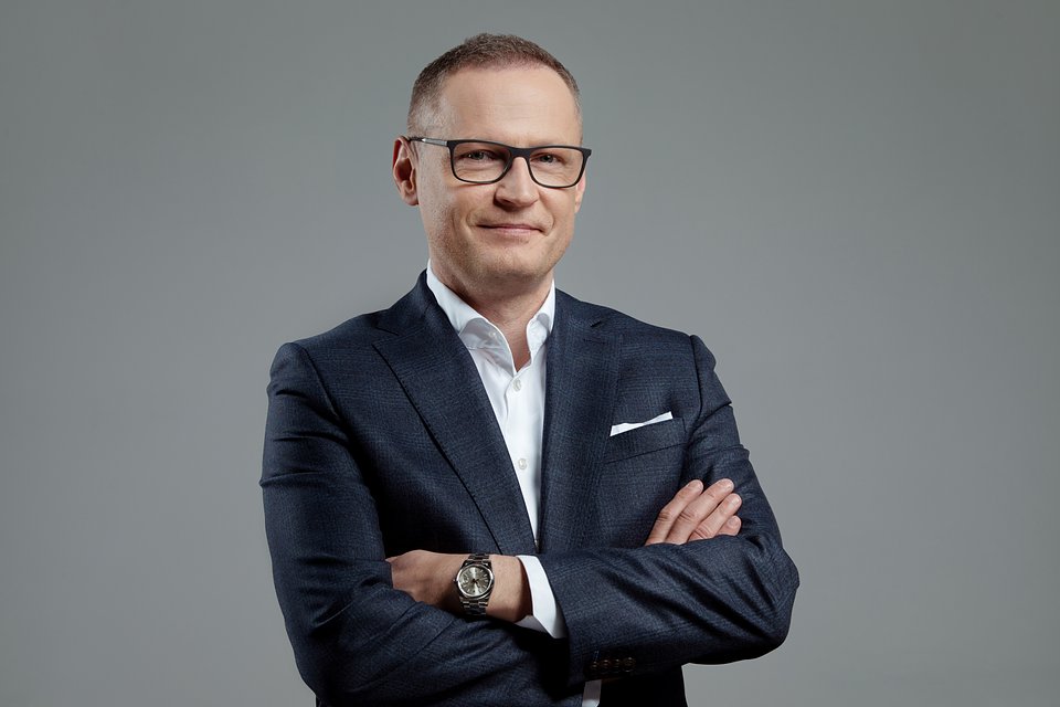 Adam Pers, wiceprezes ds. bankowości korporacyjnej i inwestycyjnej