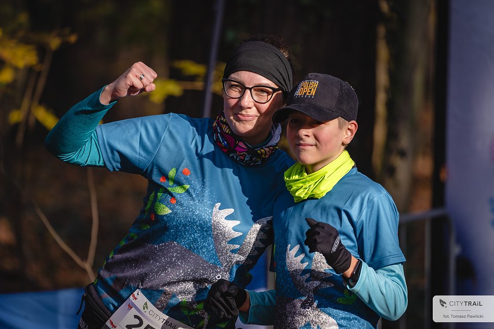 "Biegacze mają moc!" - to hasło przewodnie działań charytatywnych w ramach biegów CITY TRAIL (fot. Tomasz Pawlicki)