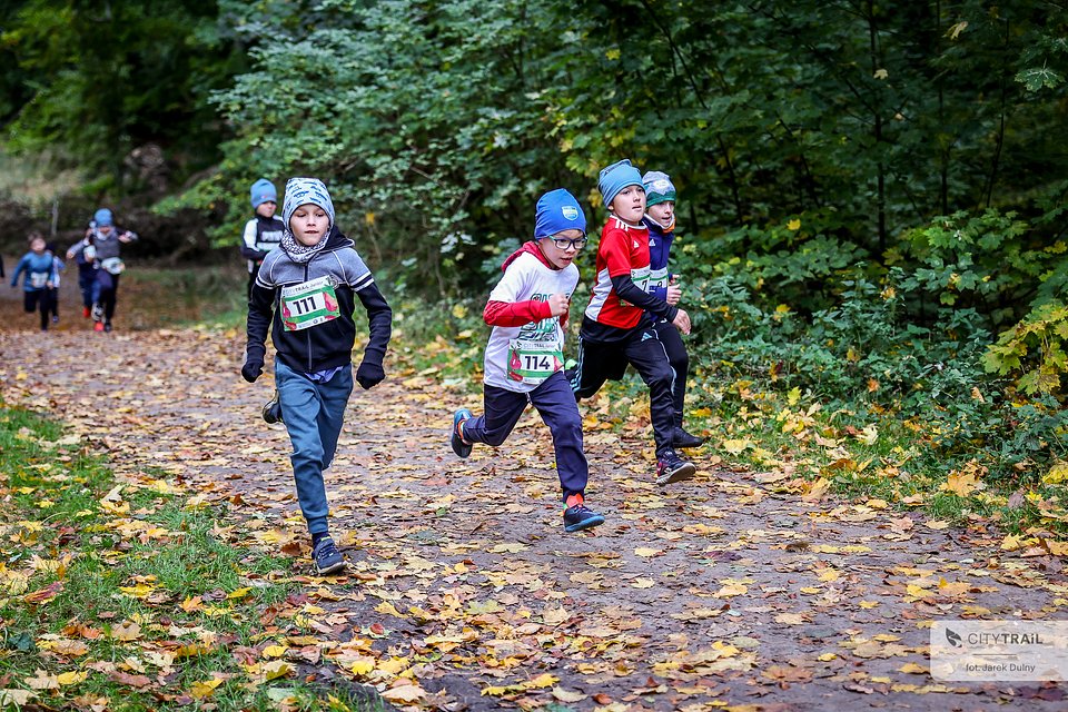 Biegi CITY TRAIL Junior odbywają się na dystansach od 200 m do 1 km (fot. Jarek Dulny)