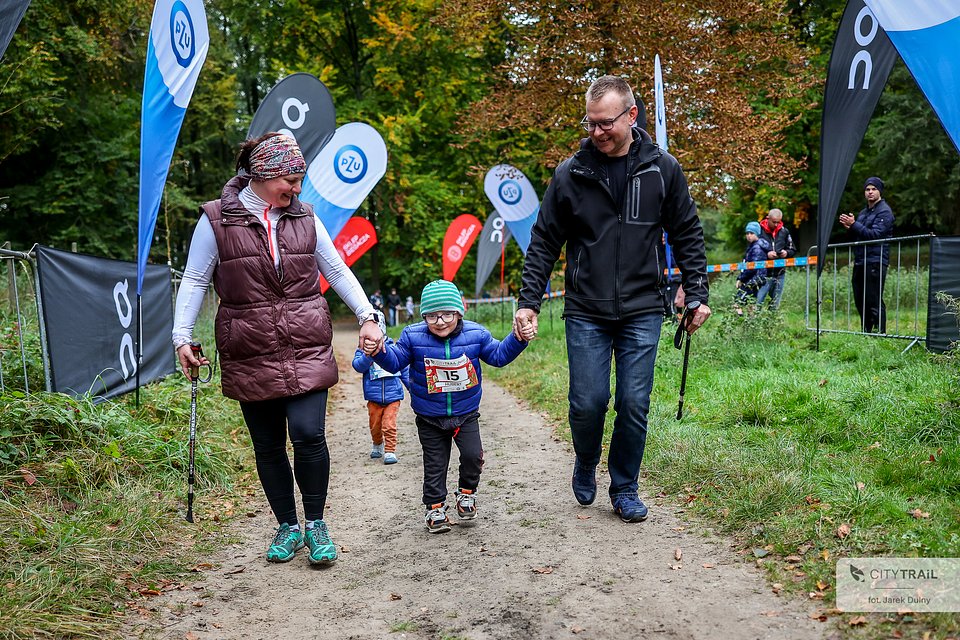 Hubert podczas jednego z biegów CITY TRAIL (fot. Jarek Dulny)