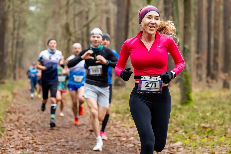 Na trasie grudniowego CITY TRAIL w Bydgoszczy (fot. Tomasz Czachorowski)