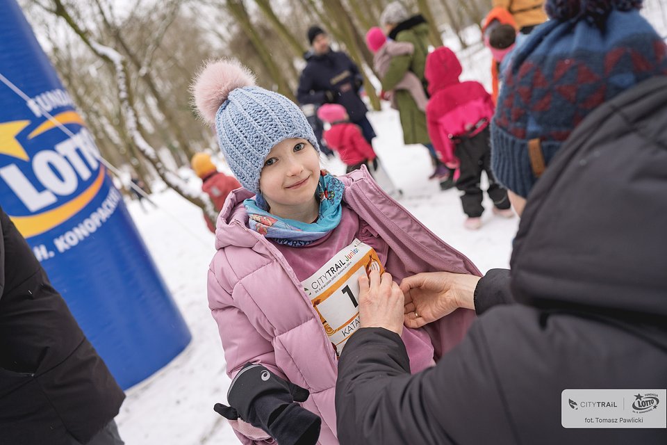 Kasia Boratyńska w lipcu skończy siedem lat, a dzisiaj ukończyła cykl CITY TRAIL po raz szósty! (fot. Tomasz Pawlicki)