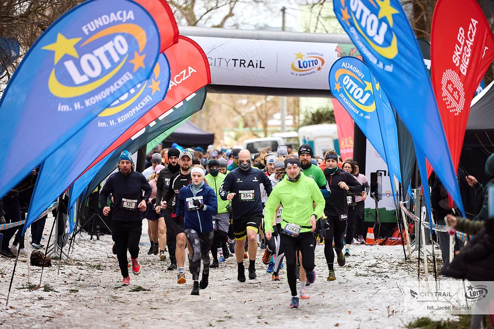 Start dzisiejszego biegu (fot. Jacek Koślicki)