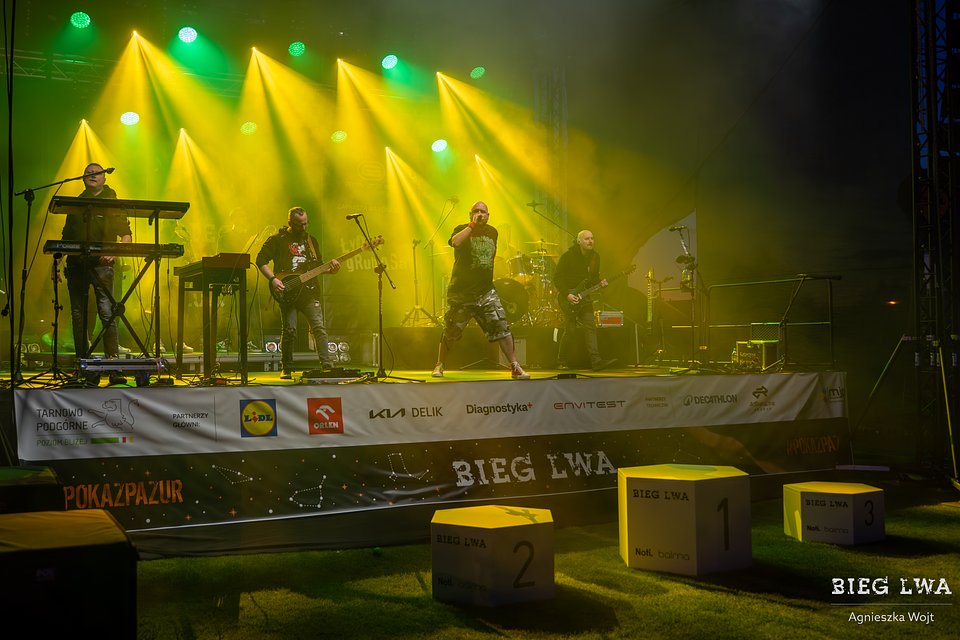 Koncert zespołu Łydka Grubasa podczas Biegu Lwa 2025 (fot. Agnieszka Wojt)