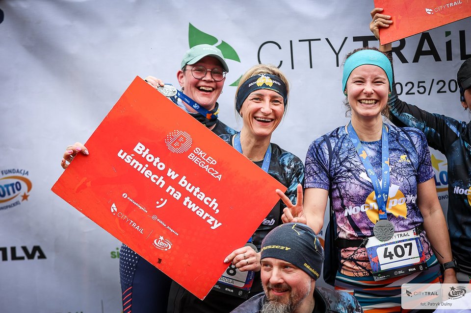 W CITY TRAIL można biegać nie tylko indywidualnie, ale również drużynowo (fot. Patryk Dulny)
