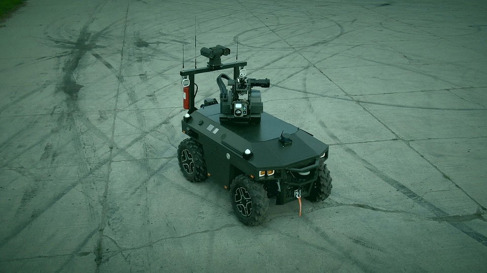 Perun – autonomiczny pojazd kołowy do zadań rozpoznawczych i bojowych