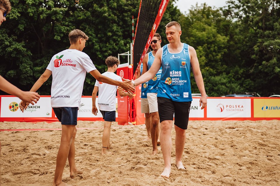1JABŁKO na Moc Polskich Warzyw Beach Ball Przysucha 2025 (17).jpg