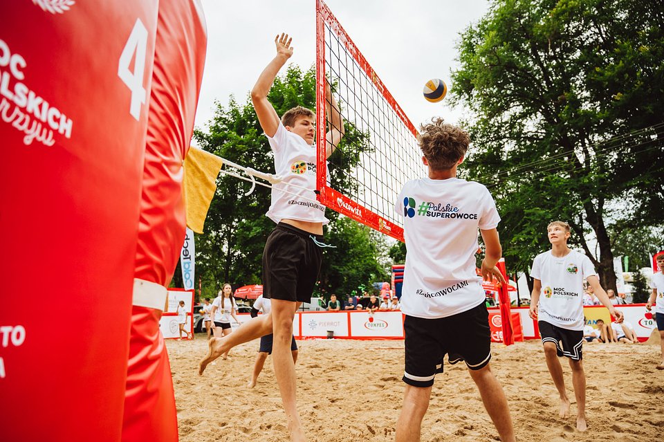 SUPEROWOCE na Moc Polskich Warzyw Beach Ball Przysucha 2025 (7).jpg
