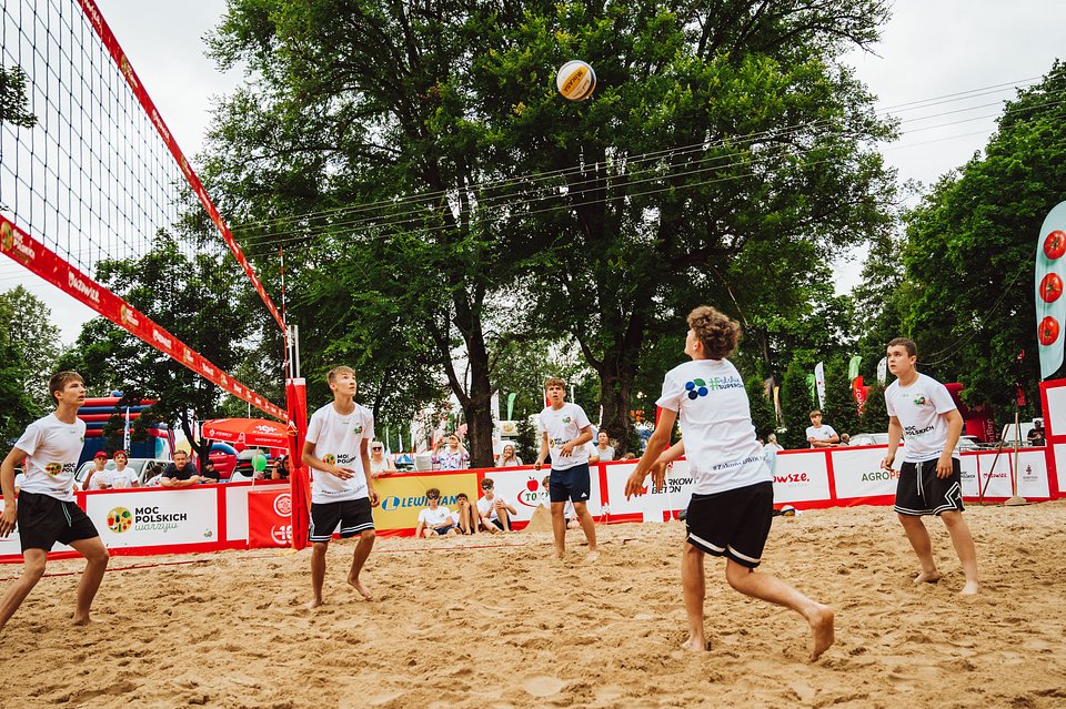 SUPEROWOCE na Moc Polskich Warzyw Beach Ball Przysucha 2025 (4).jpg