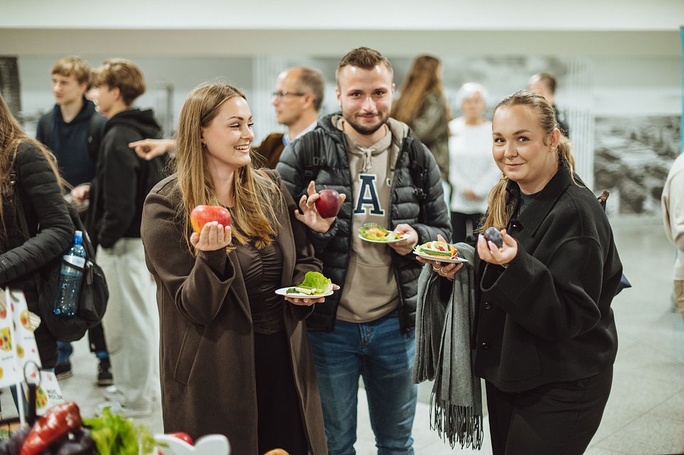 WUM Dzień Owoców i Warzyw 2025 (40).jpg
