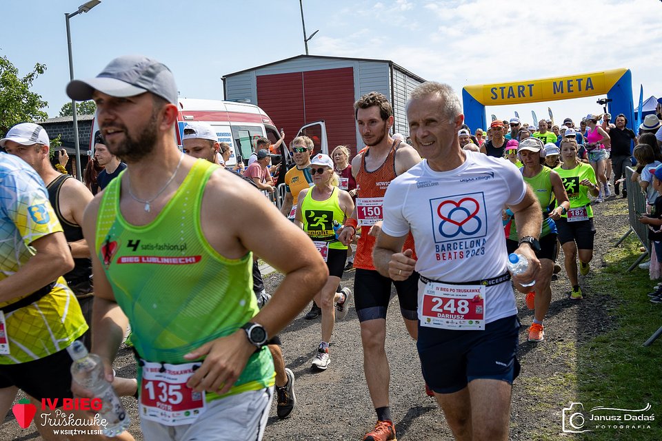 IV BIEG po Truskawkę Fot. J.Dadaś (52).jpg