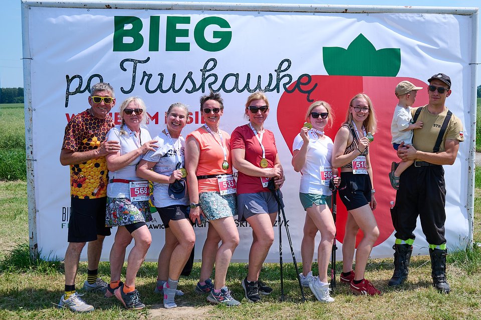 IV BIEG po Truskawkę Fot. M.Buksa (1).jpg