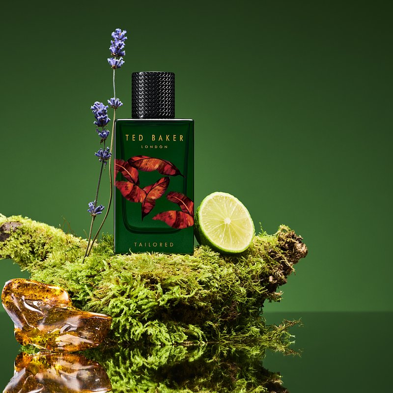 TedBaker_perfume_23_04_2524583_2_coloured.jpg