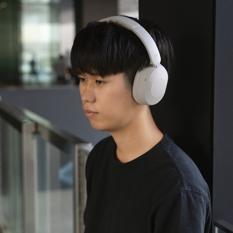 Final UX1000 Greige_LS (4).jpg