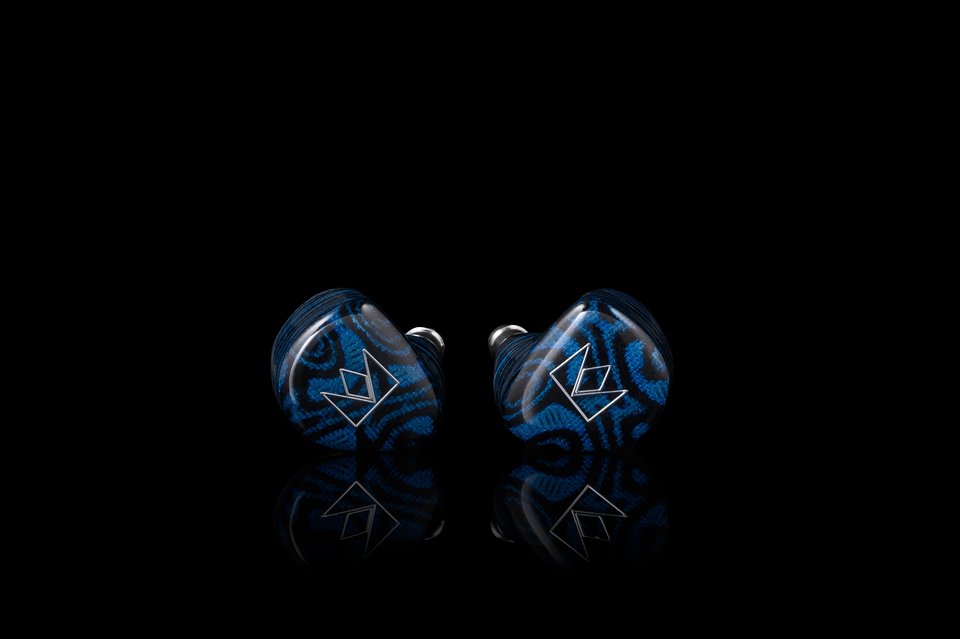 IRIS-454.jpg