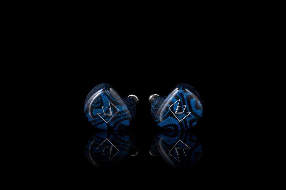 IRIS-446.jpg