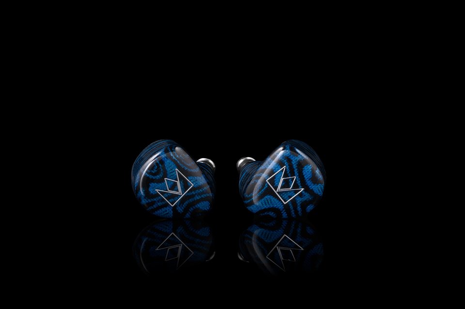 IRIS-454.jpg