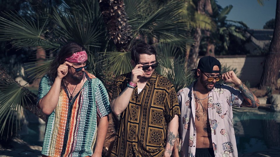 Q*Bensis:The Guanz:Andrew Rathbone 1.jpg