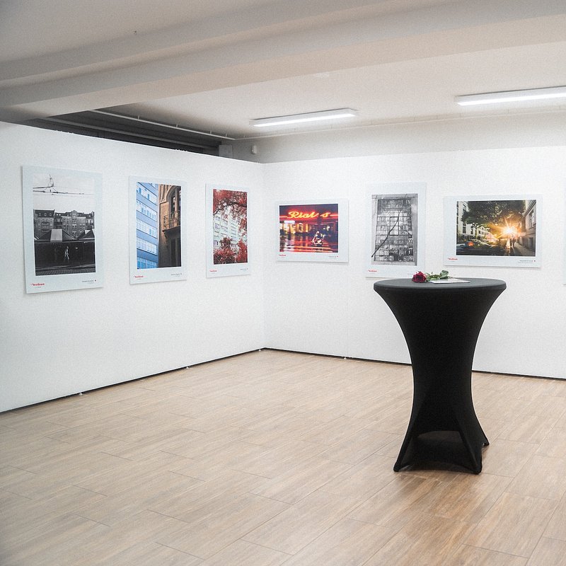 Cordia_wystawa_Jezyce w obiektywie.jpg