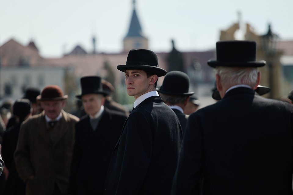 Idan Weiss jako Franz Kafka fot. Marlene Film Production.jpg