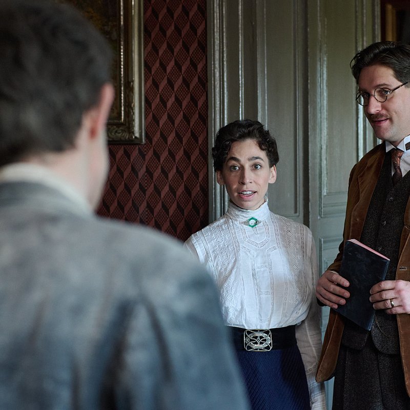 Idan Weiss as Franz Kafka, Carol Schuler as Felice Bauer, Sebastian Schwarz as Max Brod fot. Marlene Film Production.jpg