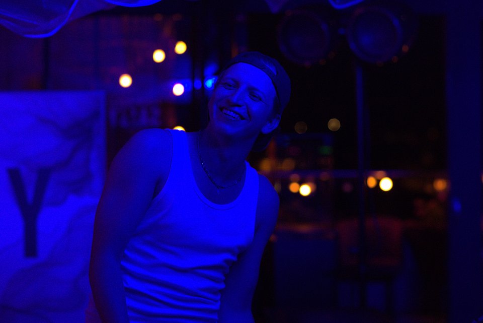 Maciej Musialowski_Chce wiecej_ Kino Swiat.jpg