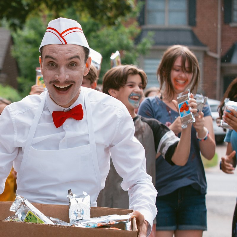 Ice-Cream-Man-Photos-First-Look-Image-First-Look-Image-3600x2400-Ice-Cream-Man-Credit-Valerie-Flores-The-Horror-Section-off-jpg.jpg