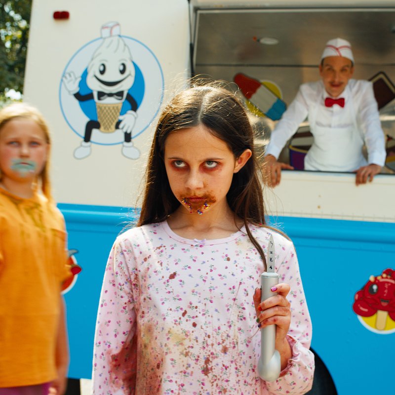 Ice-Cream-Man-Stills-Press-Photos-STILLS-Charlie-Storey-as-Piper-in-the-horror-film-ICE-CREAM-MAN-a-release-from-The-Horror-Section-and-STUDIOCANAL-8640x4556-ICM-4-jpg.jpg