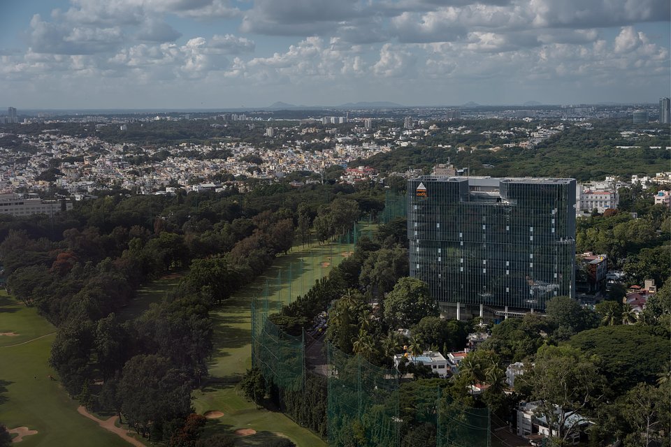 25 10 05 Embassy Zenith 396.jpg