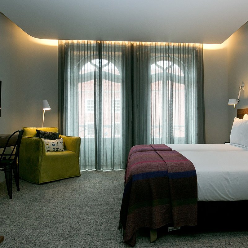 1908 Lisboa Hotel_Small Portuguese Hotels6.jpg