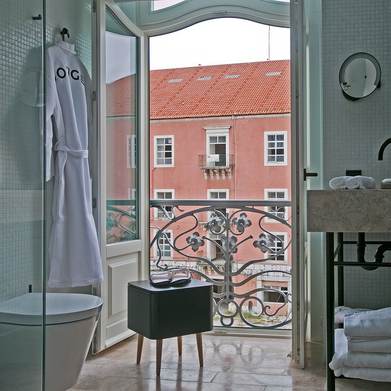 1908 Lisboa Hotel_Small Portuguese Hotels4.jpg