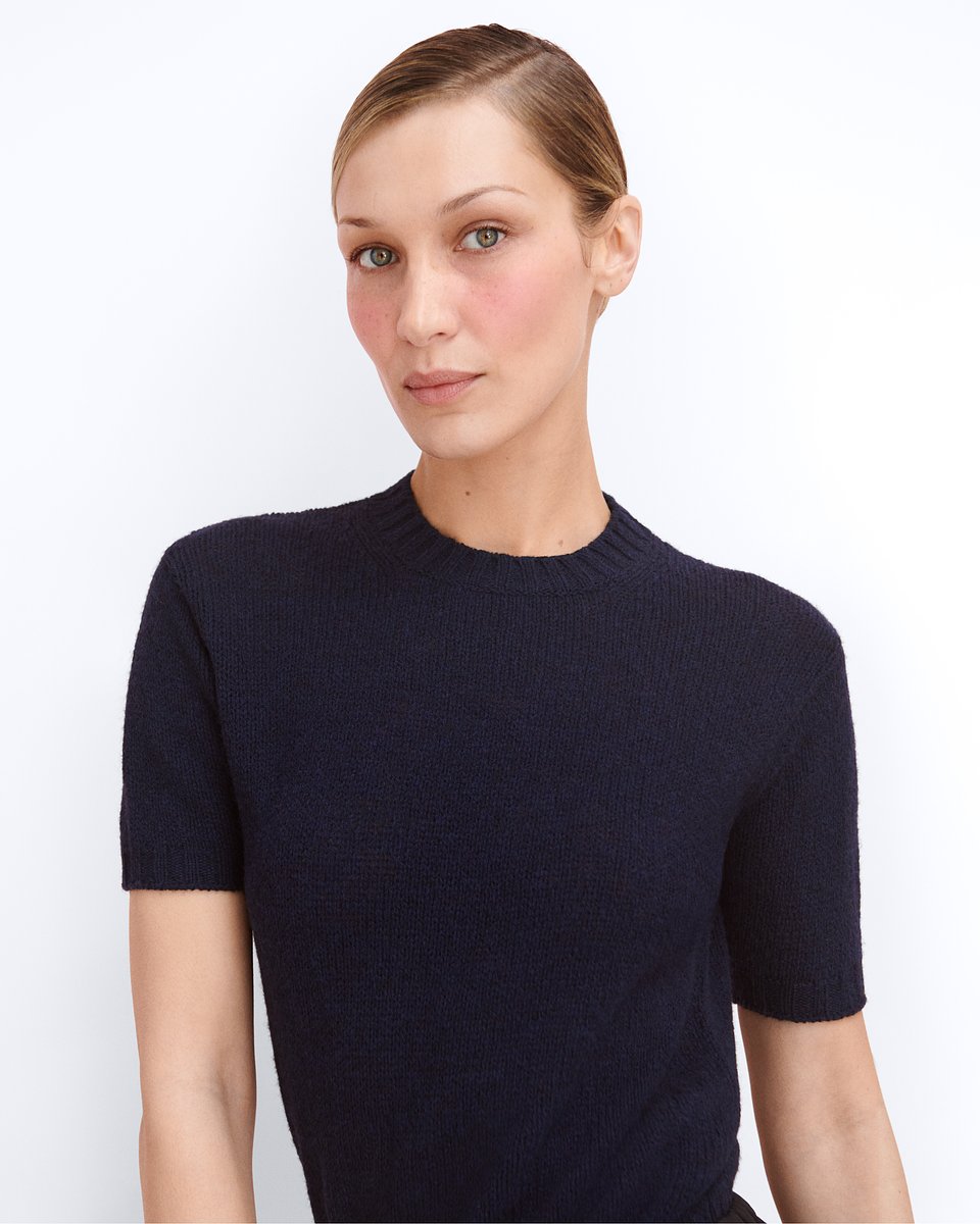 BH_PRADA TOUCH_PR 1 KV.jpg