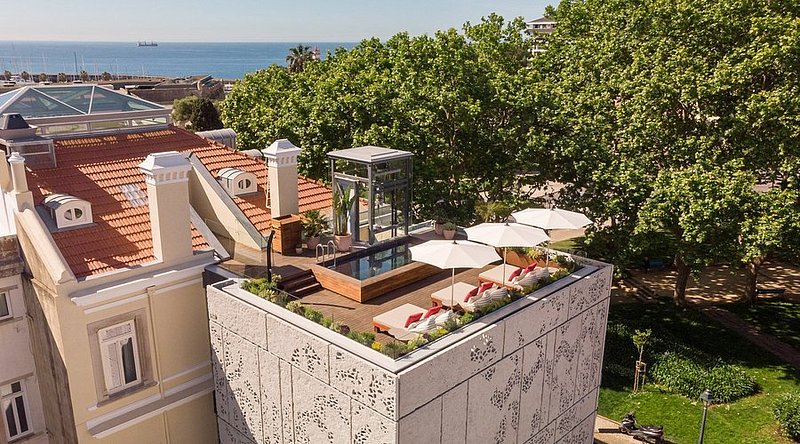 small portuguese hotels_artsy cascais (4).jpg