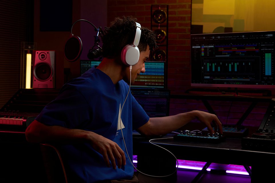 Imagens de Utilização de Redmi Headphones Neo 4.jpg