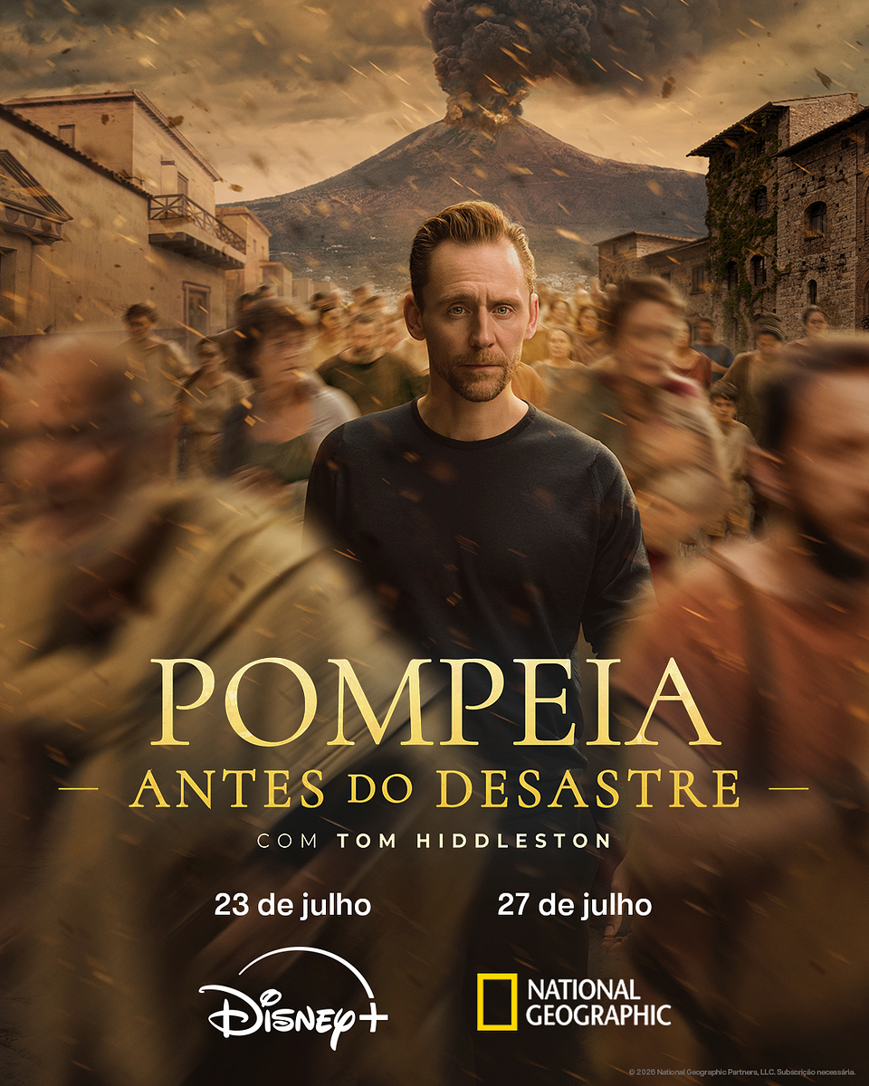 2 PompeiiOutOfTimeWithTomHiddlestonSeason1_Social_Static_4x5_1080x1350_Payoff_NS_pt-PT.png