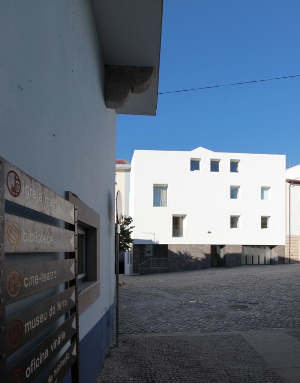 34104390.jpg