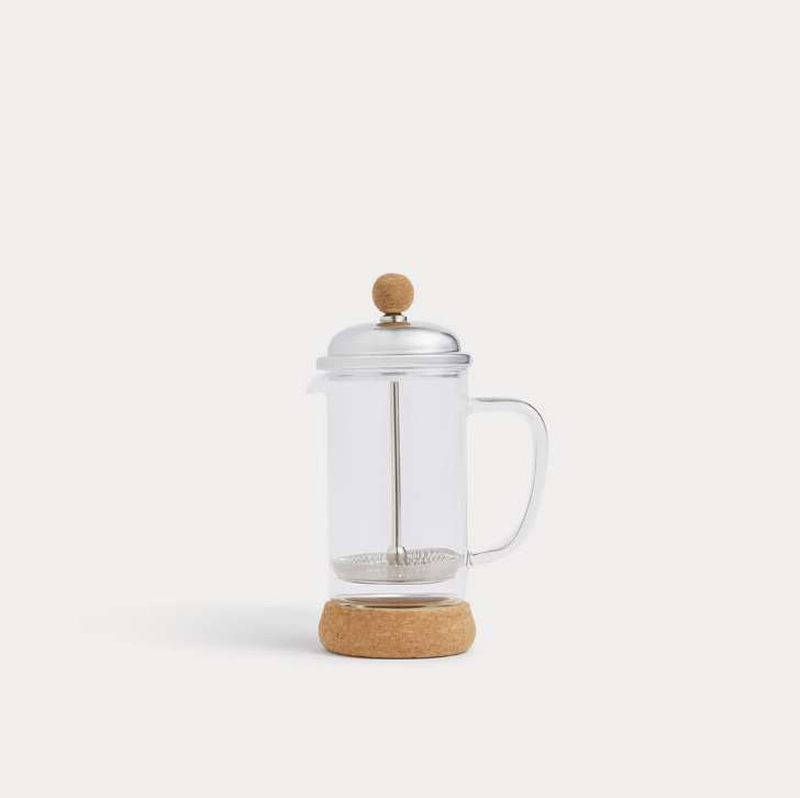Cafeteira de êmbolo com base de cortiça.png
