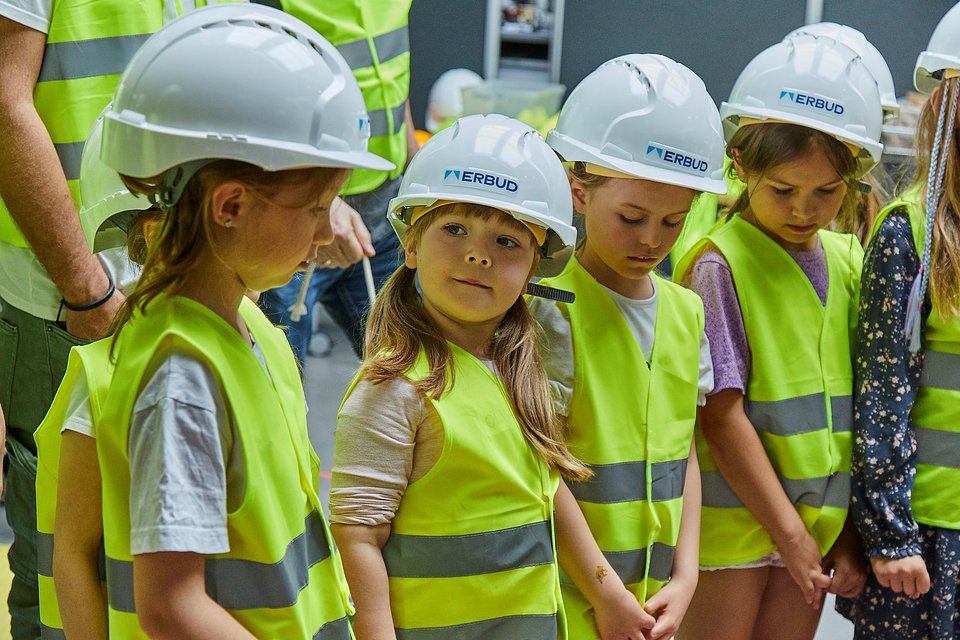 220604_ERBUD_KLARA_CDmm262 1.jpg