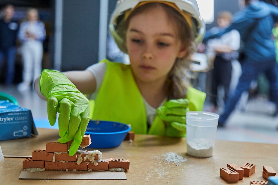 220604_ERBUD_KLARA_CDmm342 1.jpg