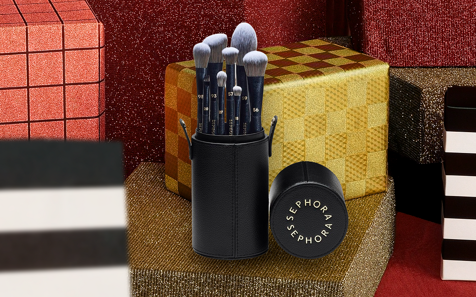 PRO 8-PIECE BRUSH SET-25 XMS (SET DE 8 BROCHAS PROFESIONALES PARA ROSTRO Y OJOS).png