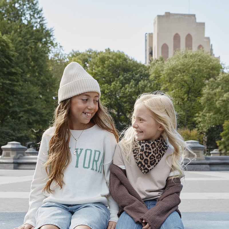 SM_2026_FALL_KIDS_02_JWHIMSY-BROWN_JLUXELLE-TAN_WHLS_0037.jpg